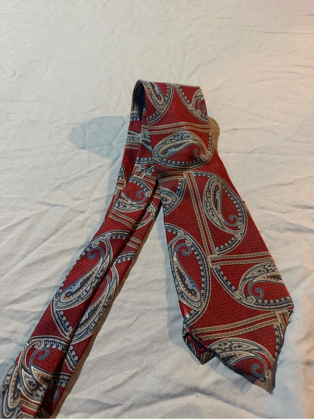 Men's Red Paisley Silk-Effect Tie with Blue and Cream Accents